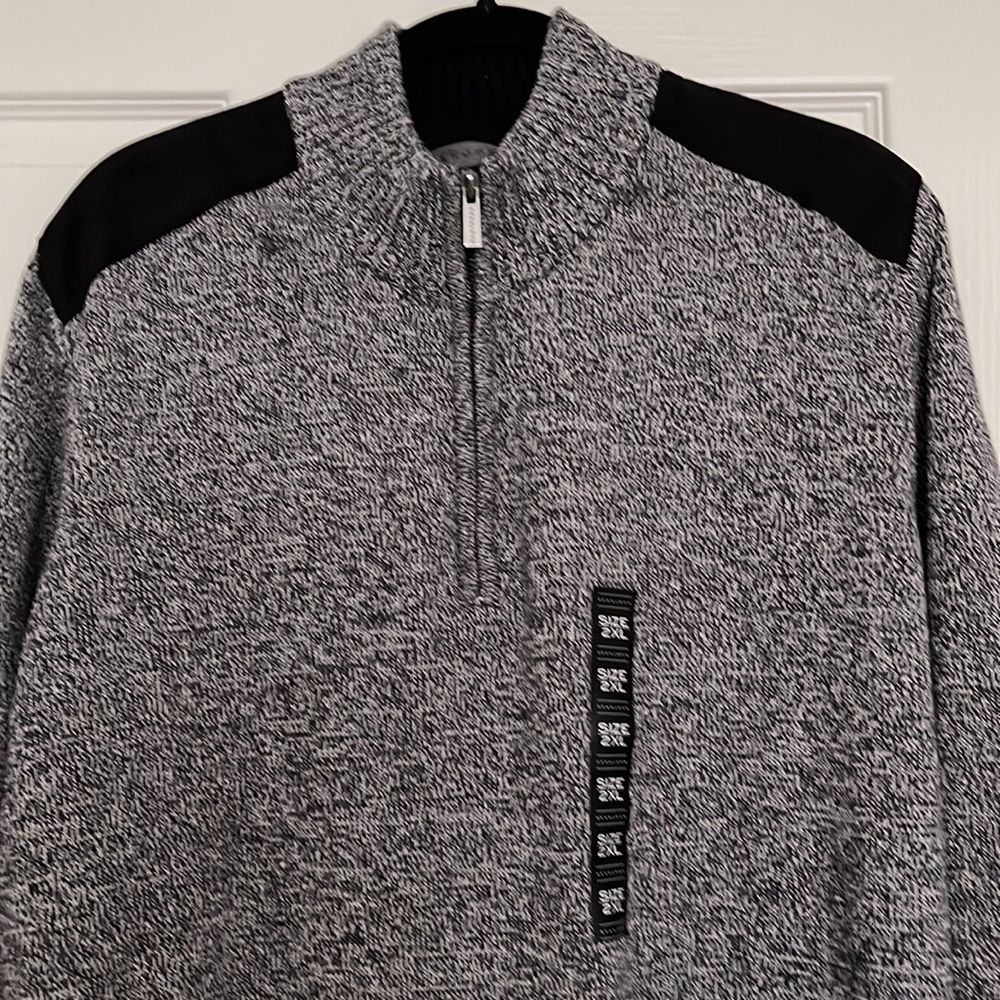 Sweater - Picture 2 of 7